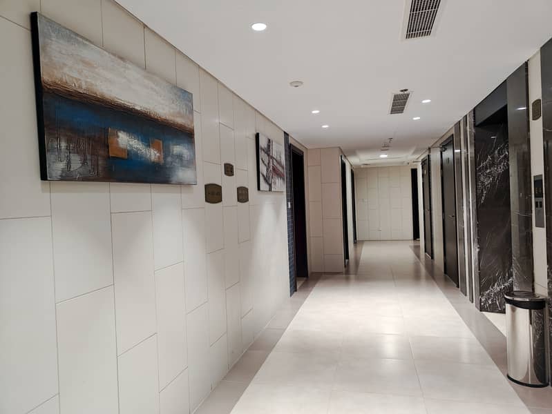 4 corridor. jpg