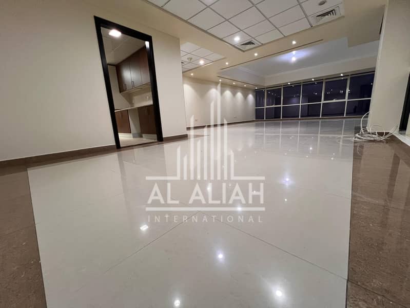 6 WhatsApp Image 2025-02-22 at 09.24. 36_be5ac463. jpg