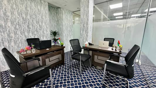 مکتب  للايجار في شارع الشيخ زايد، دبي - 14. . . . jpg