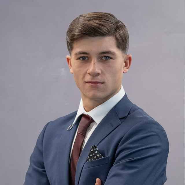 Jake Biernat Okelly