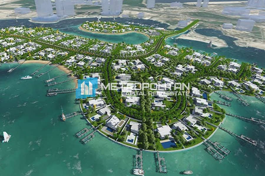 Canal View | Expansive Plot | Exclusive Residence Canal View | Expansive Plot | Exclusive Residence