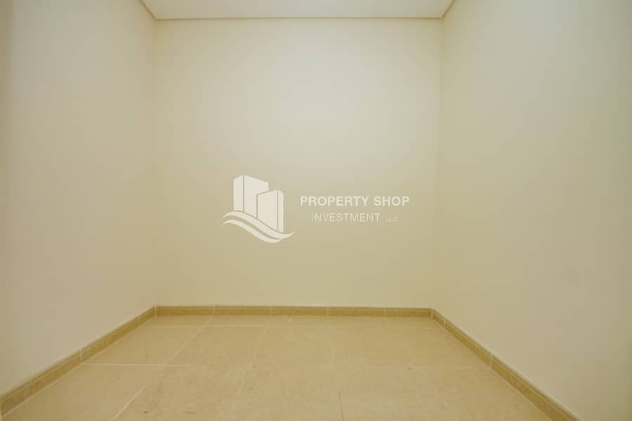 8 2-bedroom-apartment-al-reem-island-shams-abu-dhabi-mangrove-place-study-area. JPG