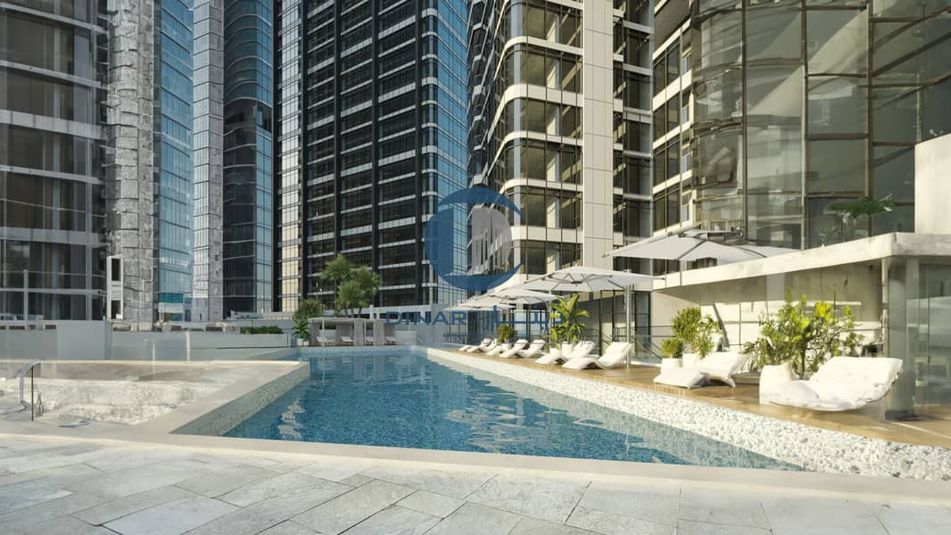 25 Pool exterior. png