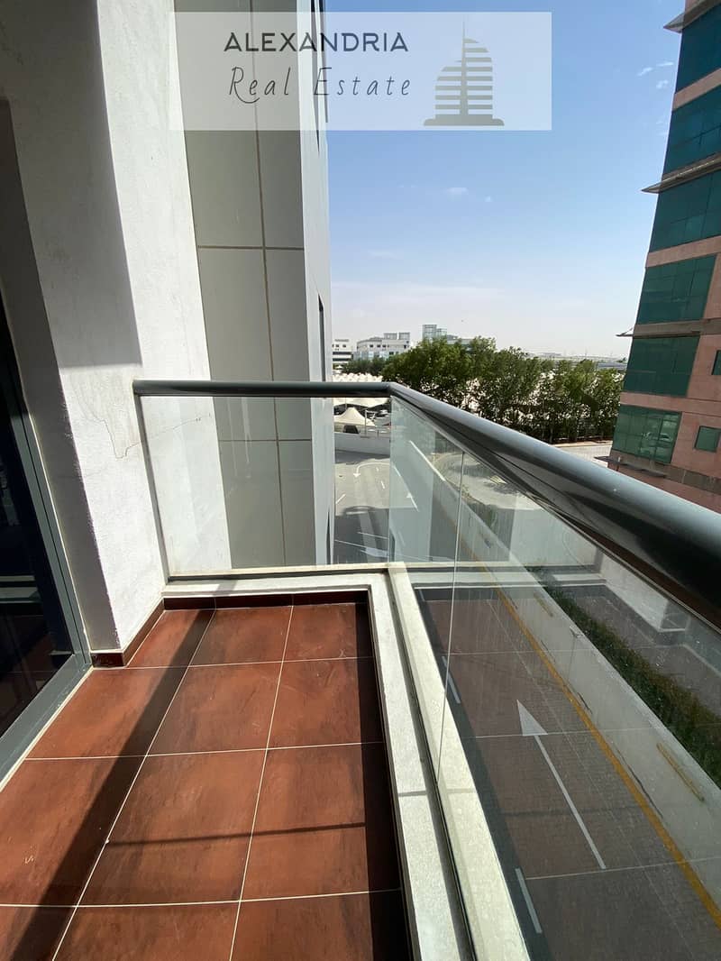 4 صورة واتساب بتاريخ 1445-10-28 في 15.37. 38_9d041c3d. jpg