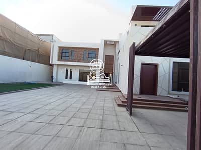 6 Bedroom Villa for Rent in Madinat Al Riyadh, Abu Dhabi - 1. jpg