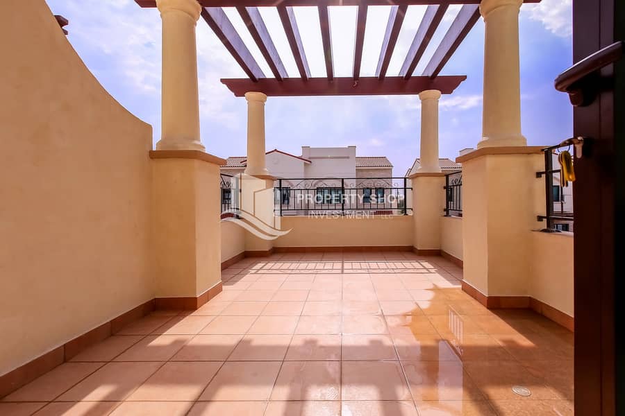 20 3-bedroom-pentaplex-townhouse-abu-dhabi-bloom-gardens-terrace. JPG