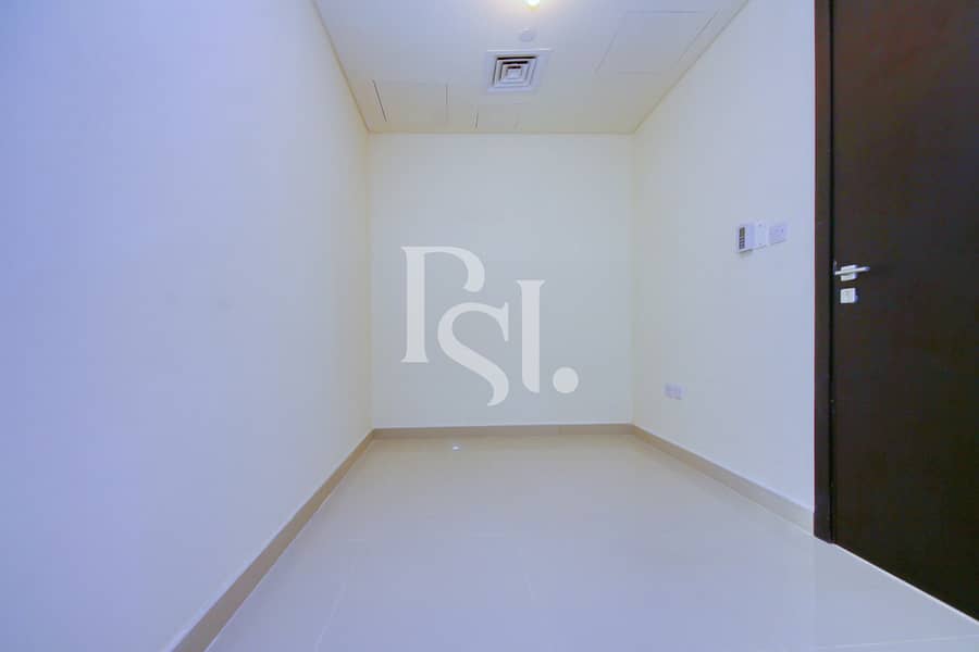 13 3BRM-Unit-4101-Tala-Tower-Marina-Square-Al-Reem-Island-Abu-Dhabi-UAE (19). jpg