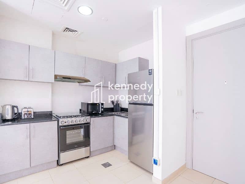 10 9 - Kennedy Property Rentals - Mayfair Tower. jpg