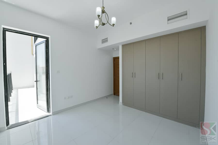 11 _JPS3956. jpg