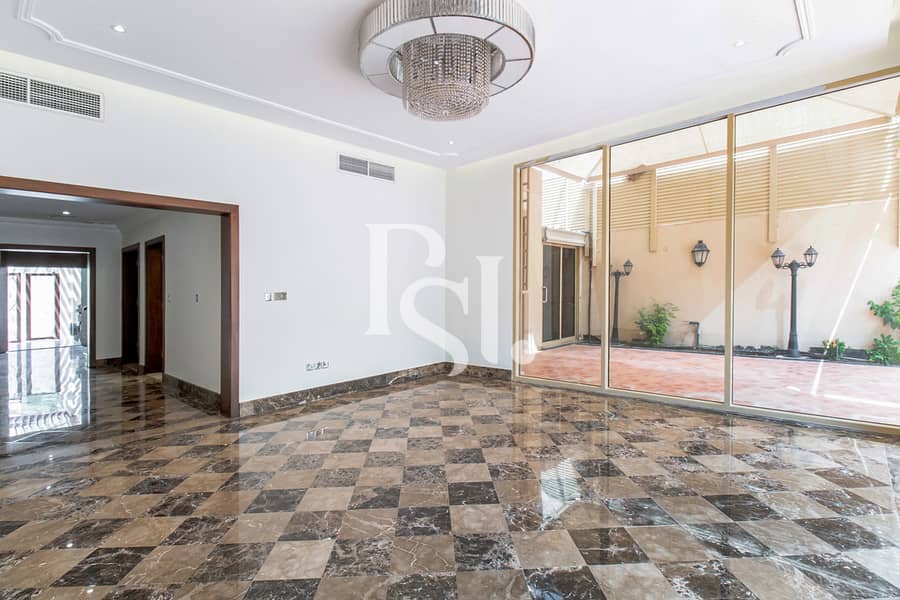 5 golf-garden-khalifa-city-a-abu-dhabi-living-area. JPG