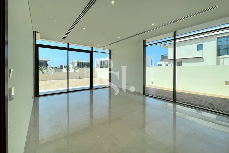 2 5BRM-Unit-097-VI178677-Jubail-Island-Villas-Abu-Dhabi-UAE (4). jpg