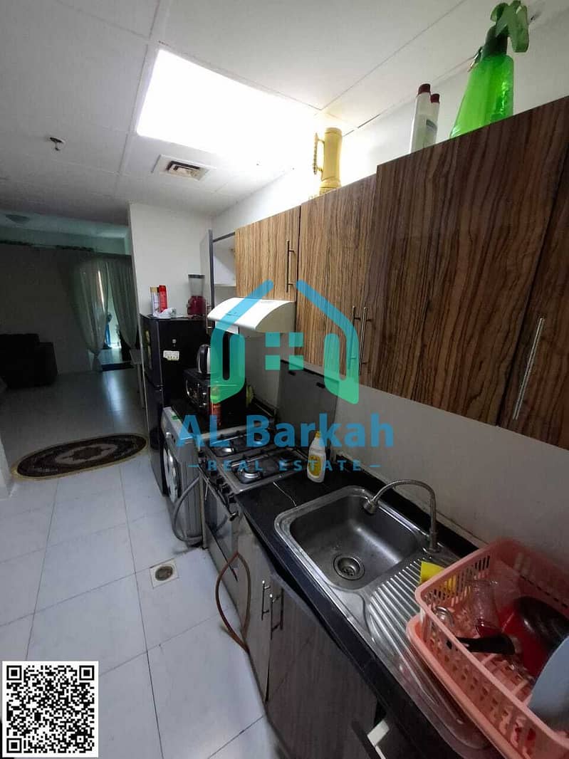 2 7cf45b47-513a-4da6-9740-22769871eeb0. jpg
