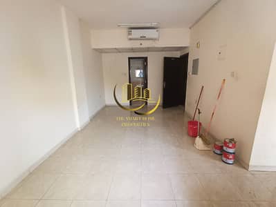Studio for Rent in Bu Tina, Sharjah - IMG_20250218_133120. jpg