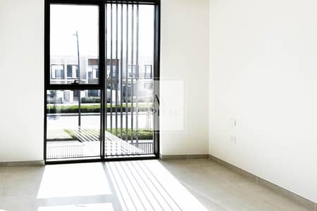 3 Bedroom Townhouse for Rent in The Valley by Emaar, Dubai - Unfurnished | Brand New | Near Park
