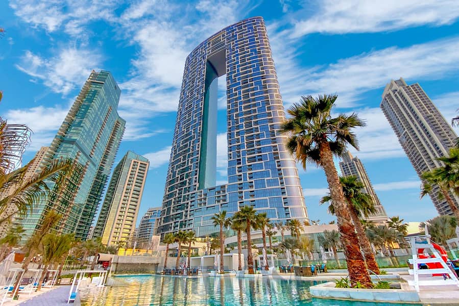 23 tbuilding1hdr. jpg