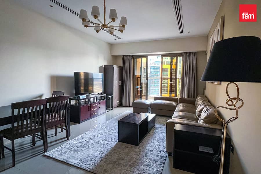 Spacious layout | Multiple cheques | Canal View Spacious layout | Multiple cheques | Canal View