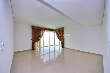 2 Bedroom Apartment for Rent in Al Reem Island, Abu Dhabi - 2-bedroom-apartment-al-reem-island-marina-square-rak-tower-living-dining. JPG