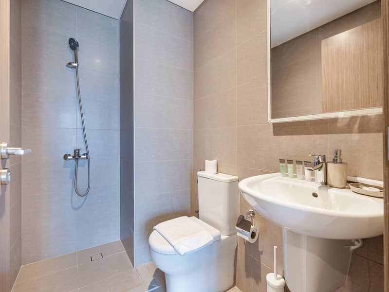 22 Burj_Royale_Unit_3311_-24. jpg