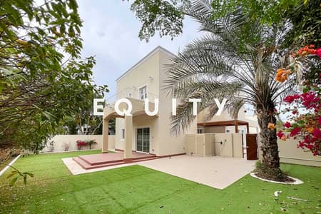 4 Bedroom Villa for Rent in The Meadows, Dubai - Brand New Upgraded | Large Plot | Single Row