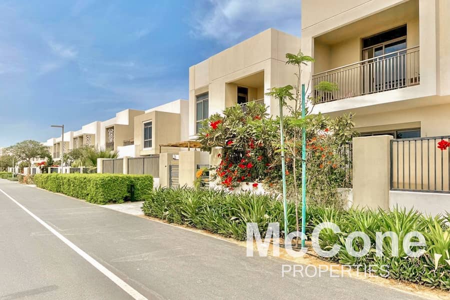 Fully Furnished | Spacious | Elegant Fully Furnished | Spacious | Elegant