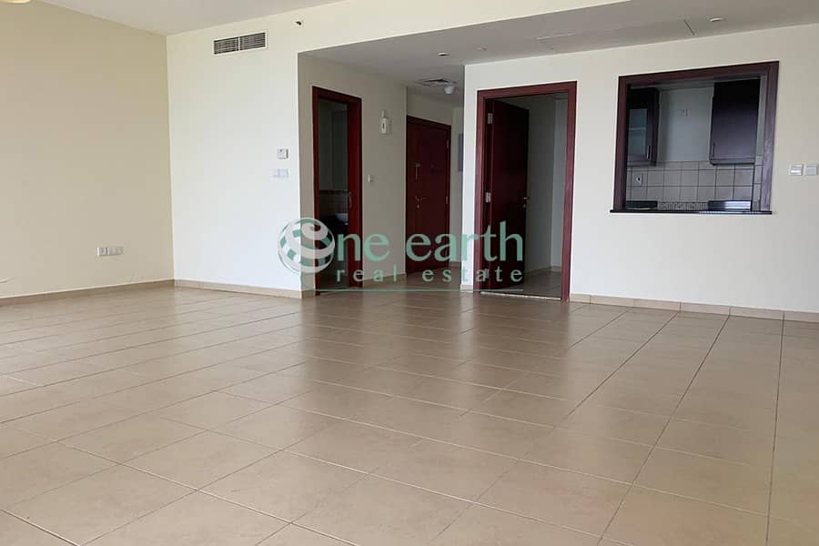 Full Sea view 2 bed apartment for Rent