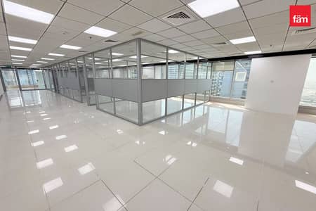 Office for Sale in Jumeirah Lake Towers (JLT), Dubai - Prestigious Unit | Half Floor | Marina View