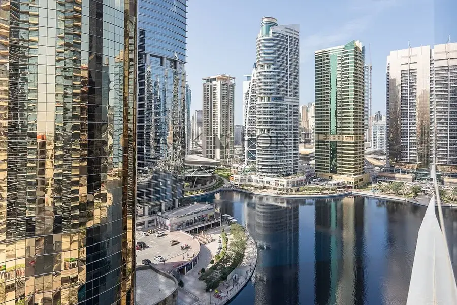 Bright Studio in JLT with Relaxing Lake Views | Ideal for Mid - Term Rental, Monthly & Weekly Stays | All Bills Inclusive