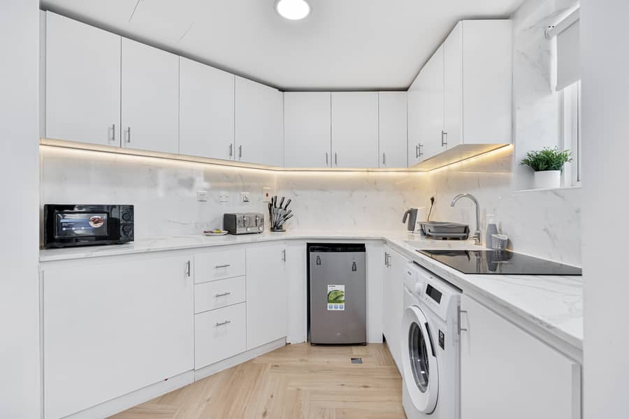 9 Full Kitchen (1). jpeg
