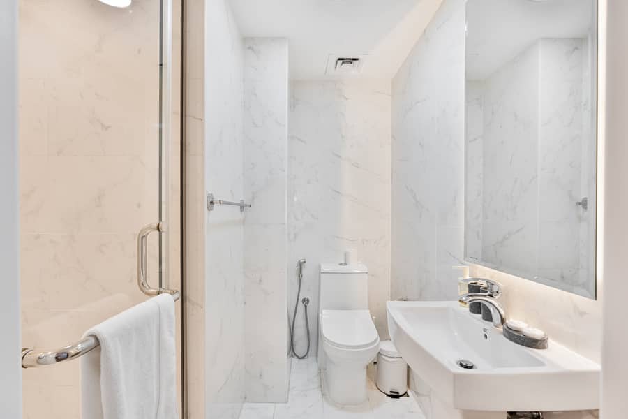 15 Bathroom 1. jpeg