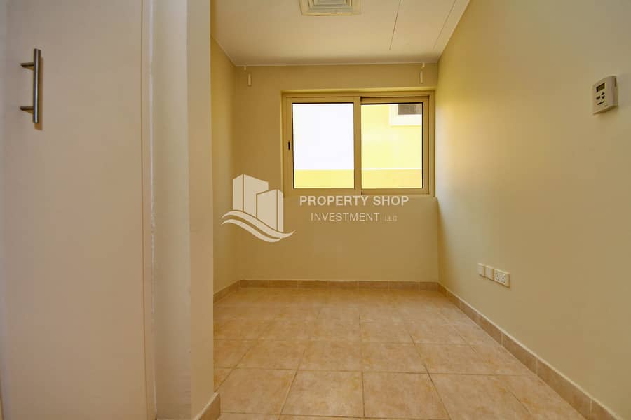 9 3-bedroom-villa-abu-dhabi-al-dar-al-raha-gardens-maidroom. JPG