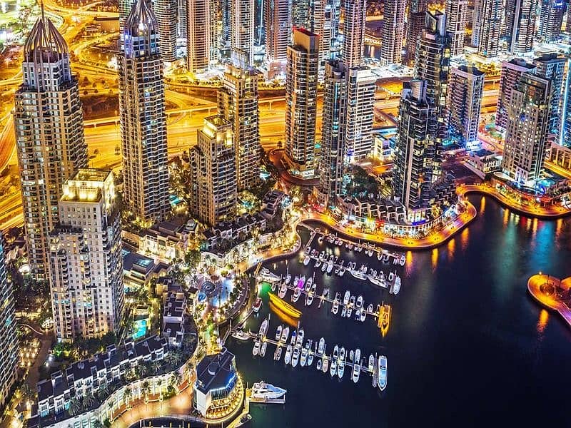 11 DUBAI_MARINA_1620X832_01. jpg