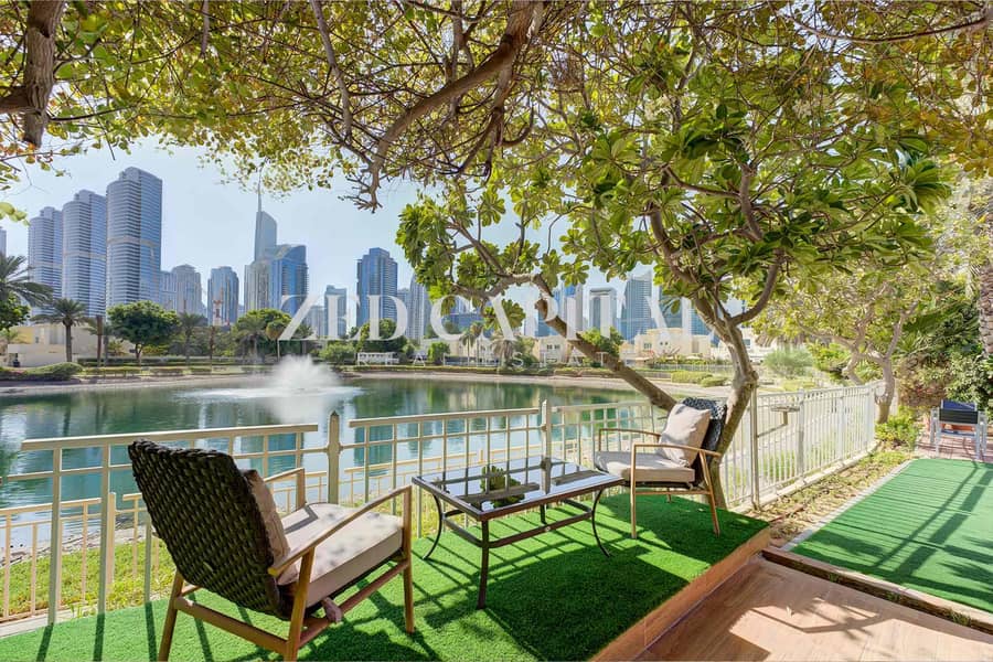 Fully Furnished | Community and Full Lake View Fully Furnished | Community and Full Lake View