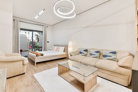 استوديو  للايجار في قرية جميرا الدائرية، دبي - Living space. jpg