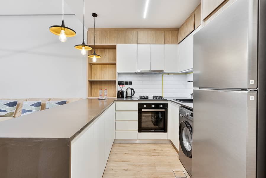 4 Kitchen. jpg