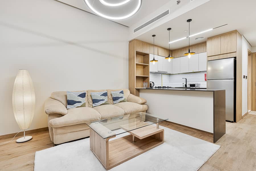 5 Living area. jpg