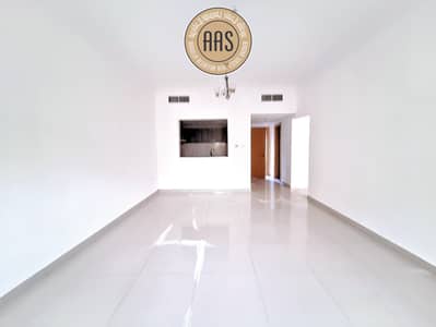 2 Bedroom Flat for Rent in International City, Dubai - 20250225_133127. jpg