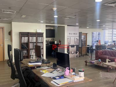 Office for Rent in Jumeirah Lake Towers (JLT), Dubai - Fully Fitted Office | Open Layout | DMCC Licence