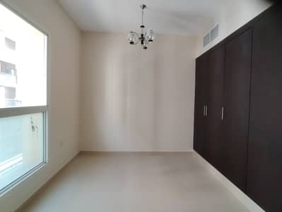 Like brand new building Muwaileh Commercial sharja 2 BHK big apartment for family with parking school arya