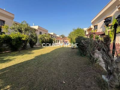 Spacious 4-BR Bright Villa with Shared Pool & Lush Garden