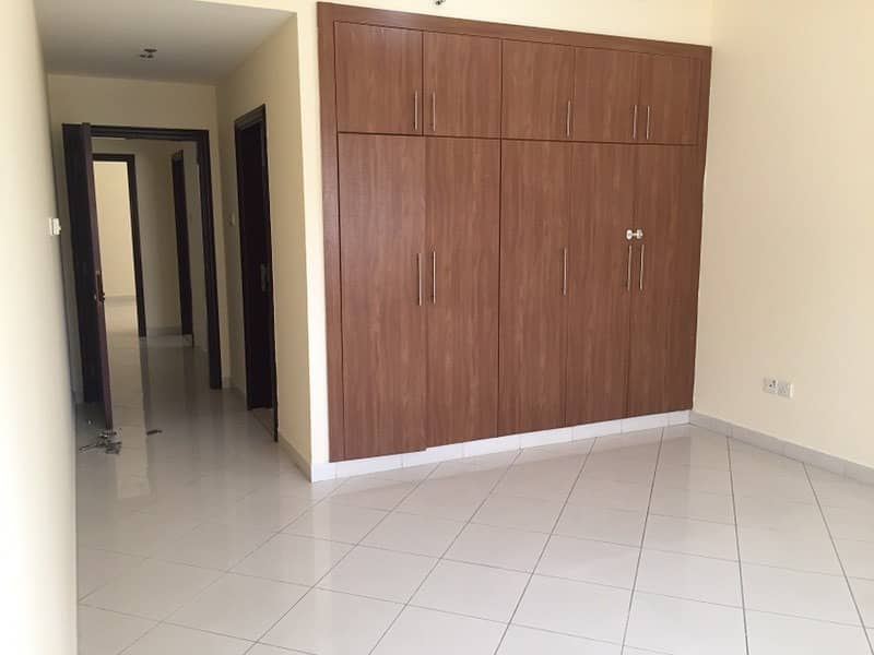 Spacious 2BHK, All Master Rooms With Facilities in 52
