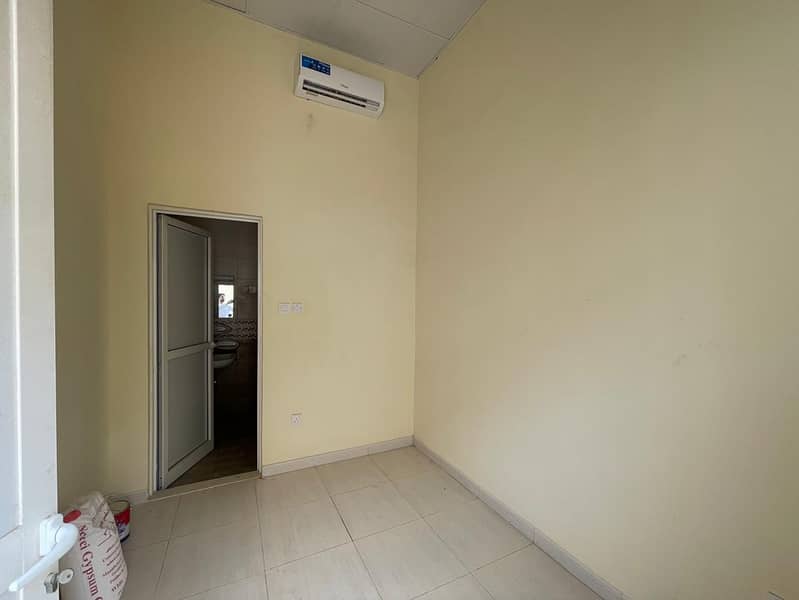 5 WhatsApp Image 2025-02-26 at 1.20. 45 PM. jpeg