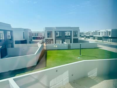 3 Bedroom Townhouse for Sale in Dubai South, Dubai - No Agents | Single Row | Semi Detached Villa