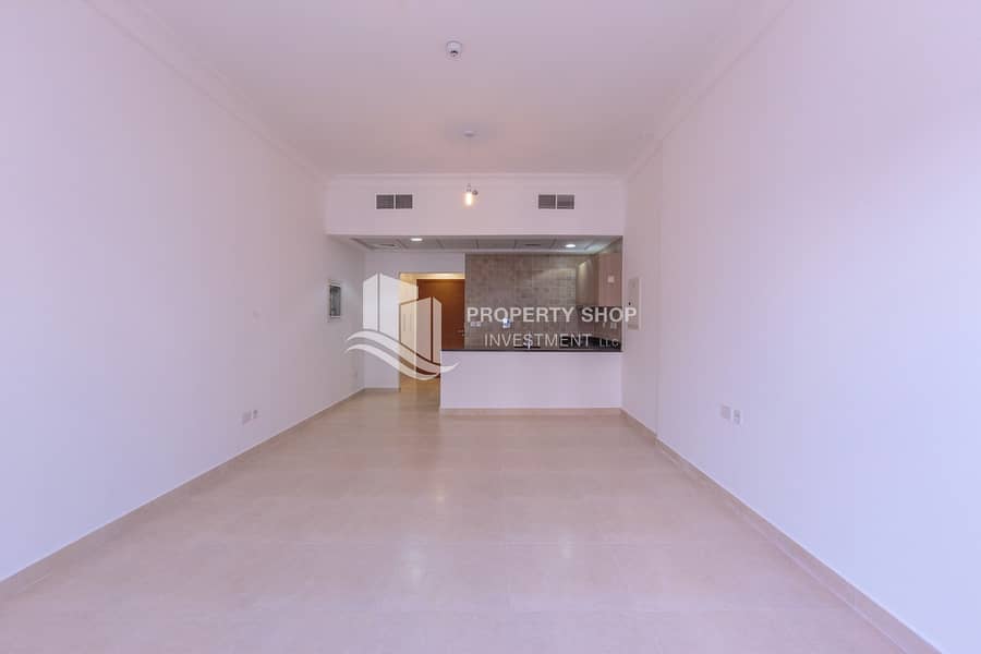 3 studio-apartment-abu-dhabi-yas-island-ansam-tower-3-dining-area. JPG
