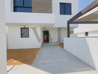 4 Bedroom Villa for Sale in Yas Island, Abu Dhabi - 1. jpg