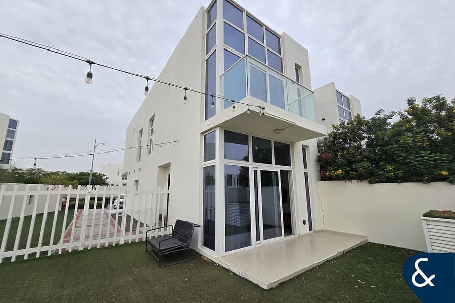 位于达马克山庄2号(达马克阿克雅),帕西卡住宅区 3 卧室的别墅 120000 AED - 10823095 位于达马克山庄2号(达马克阿克雅),帕西卡住宅区 3 卧室的别墅 120000 AED - 10823095