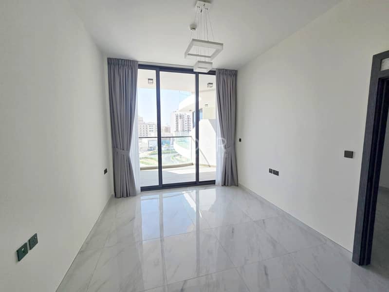 Modern Living | Spectacular Finish | Spacious Modern Living | Spectacular Finish | Spacious