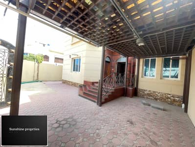Luxury 4bhk with Maid Room