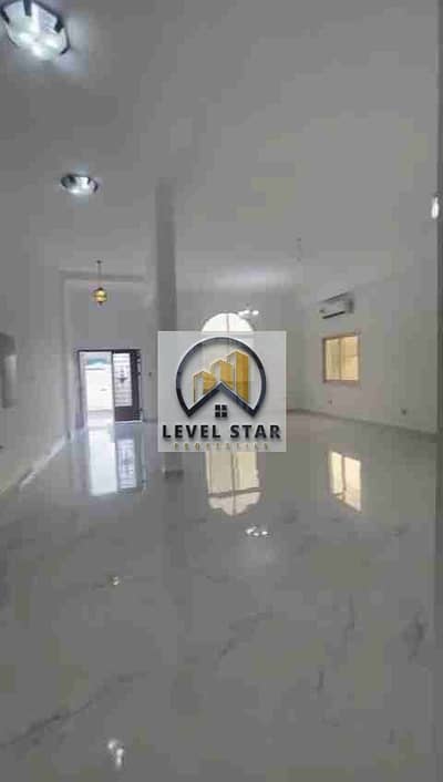 4 BEDROOMS  . HALL . MAJLIS . SERVICE BLOCK