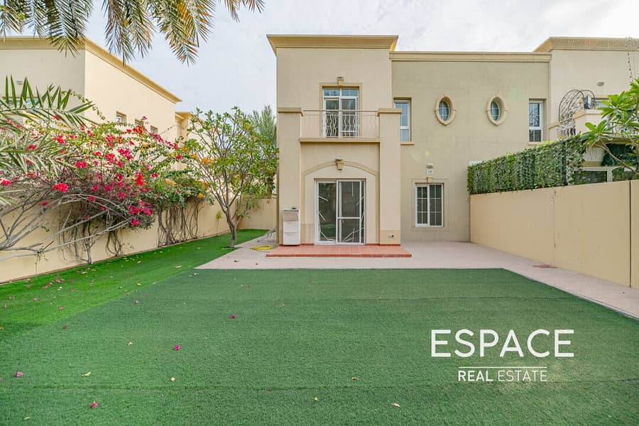 Beautiful 3 Beds Villa | Well Maintained