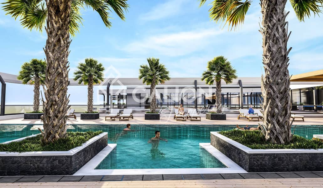 19 swimming pool. jpg